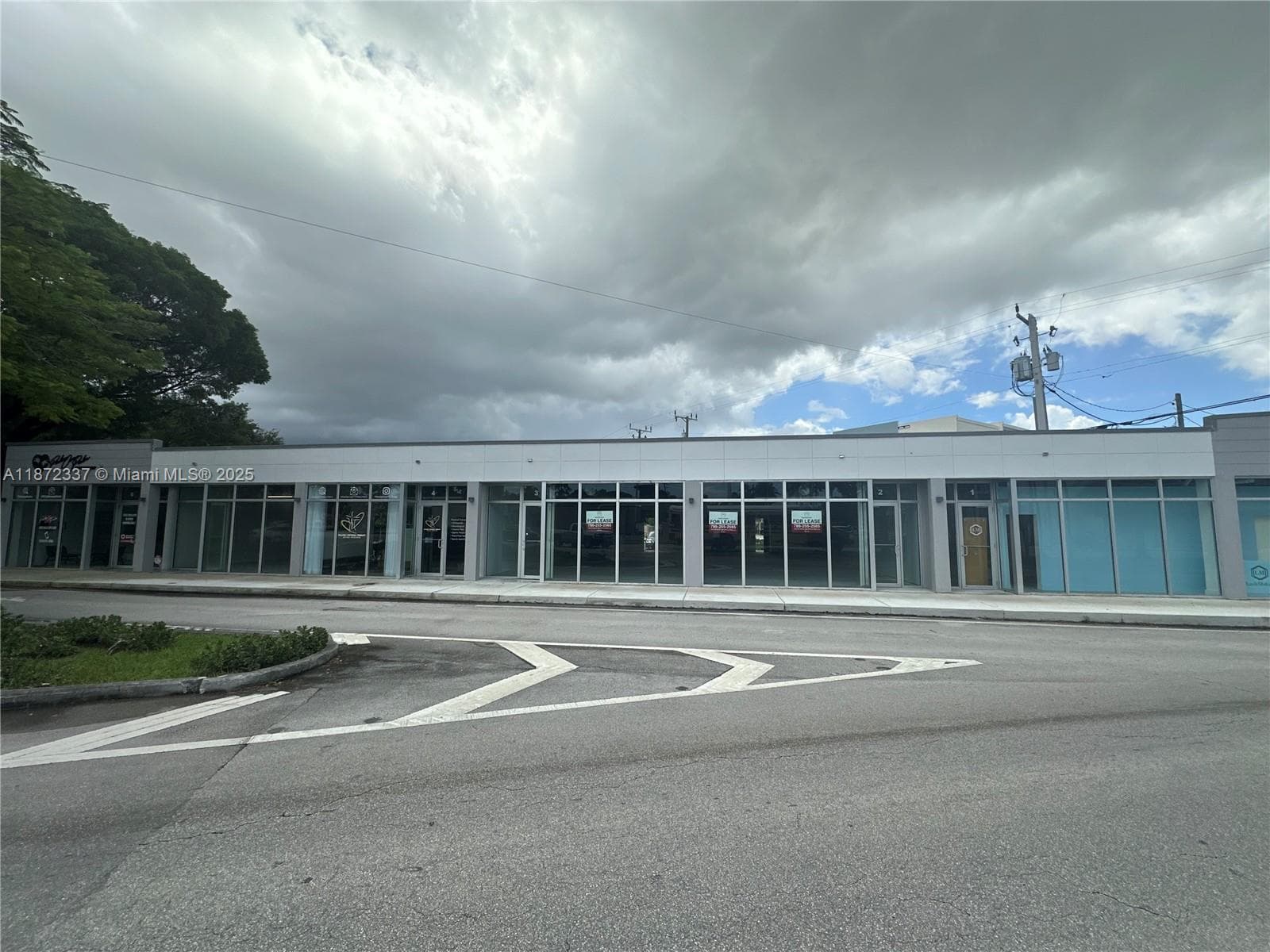 10 S Royal Poinciana Blvd # 3, Miami Springs, FL 33166