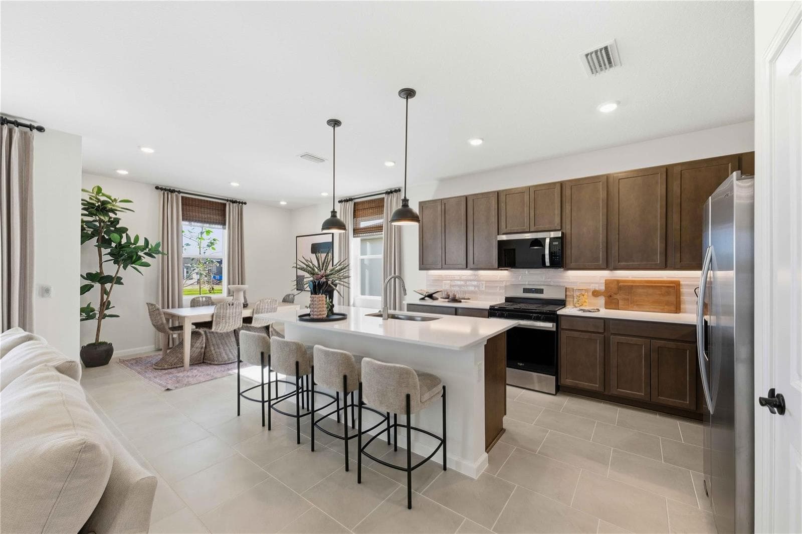 10653 NW Suncrest Loop, Port St. Lucie, FL 34987 — zdjęcie 5