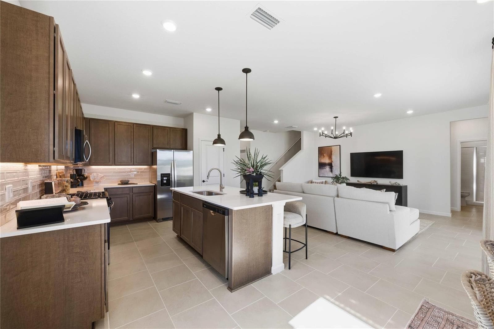 10653 NW Suncrest Loop, Port St. Lucie, FL 34987 — zdjęcie 4