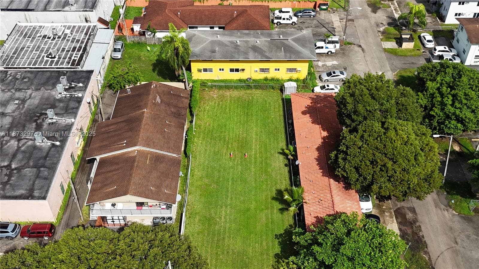 1941 NW 19th Ave, Miami, FL 33125 — zdjęcie 5