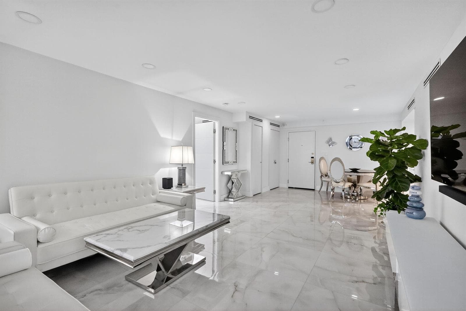 5225 Collins Avenue # 1408, Miami Beach, FL 33140 — zdjęcie 4