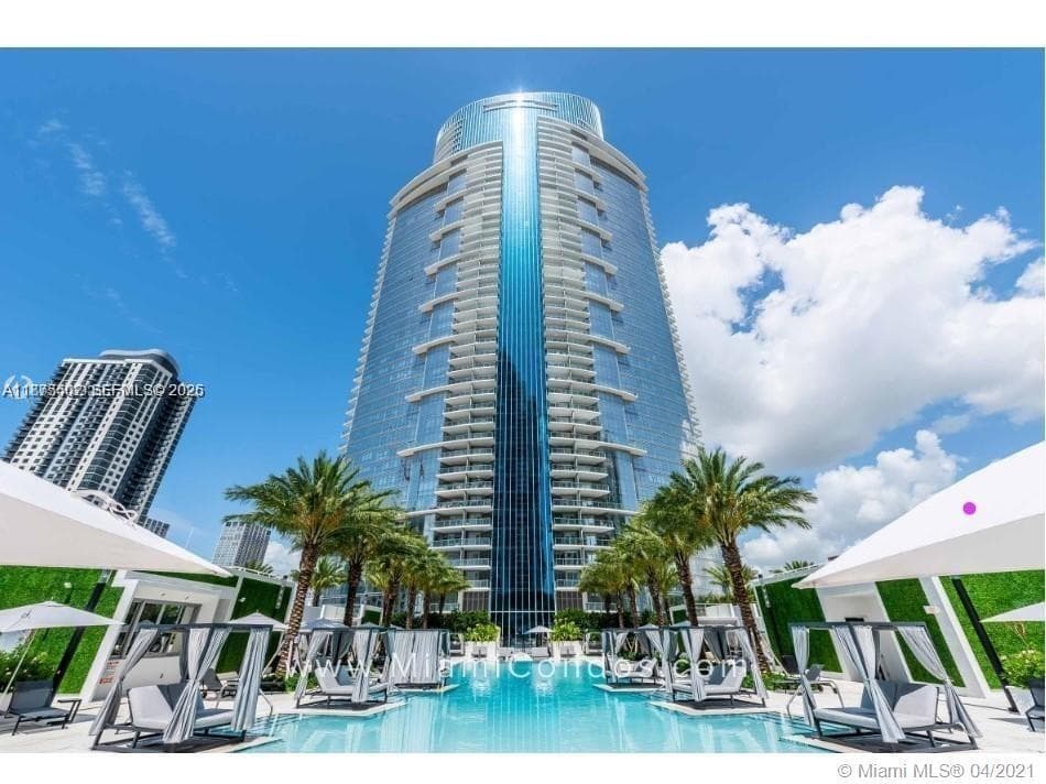 851 NE 1st Ave # 1203, Miami, FL 33132 — zdjęcie 2