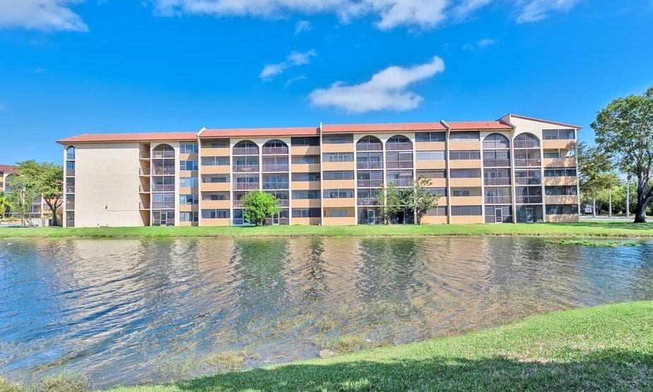 3905 N Nob Hill Road # 201, Sunrise, FL 33351 — zdjęcie 2