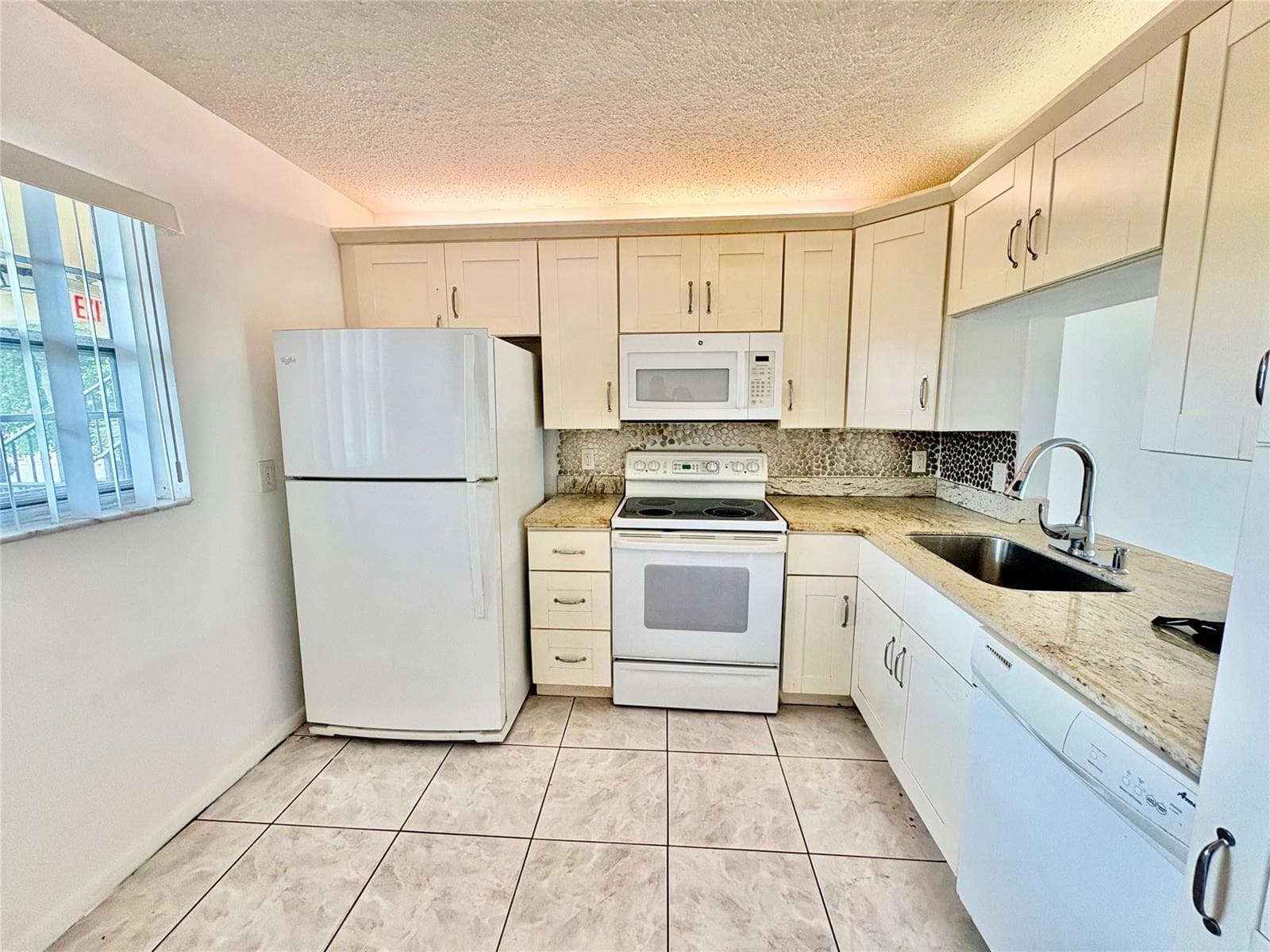 3905 N Nob Hill Road # 201, Sunrise, FL 33351 — zdjęcie 5