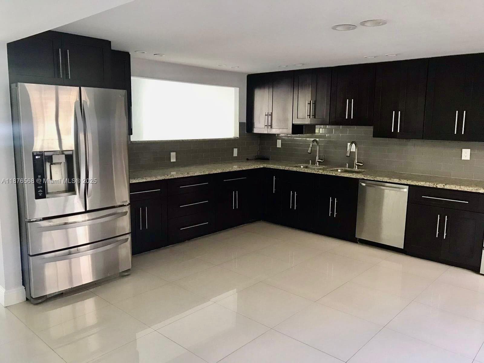 20381 NE 30th Ave # 206-7, Aventura, FL 33180