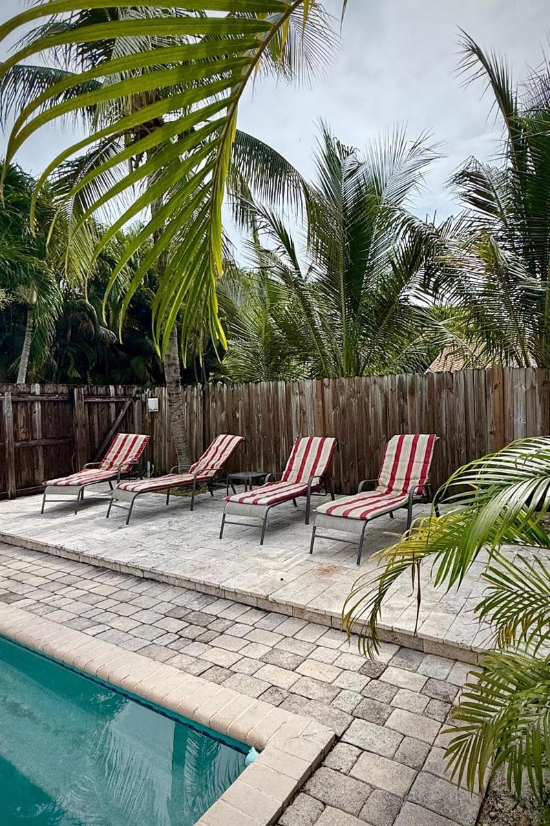 619 NE 7th Avenue, Delray Beach, FL 33483 — zdjęcie 2
