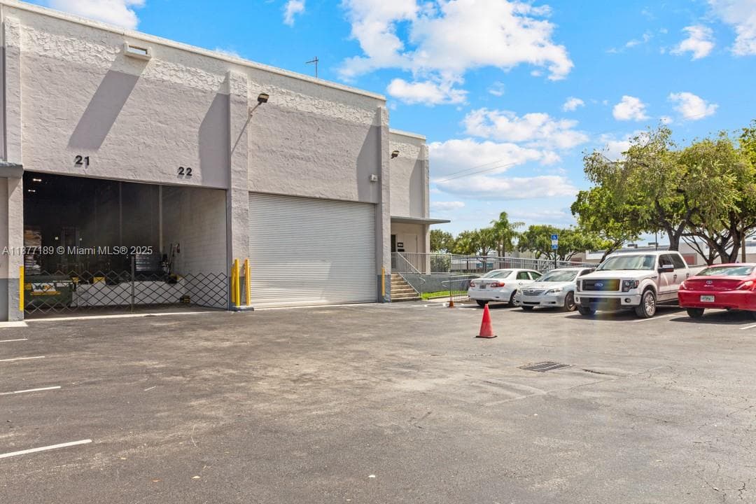 1700 NW 82nd Ave # 1800, Doral, FL 33126