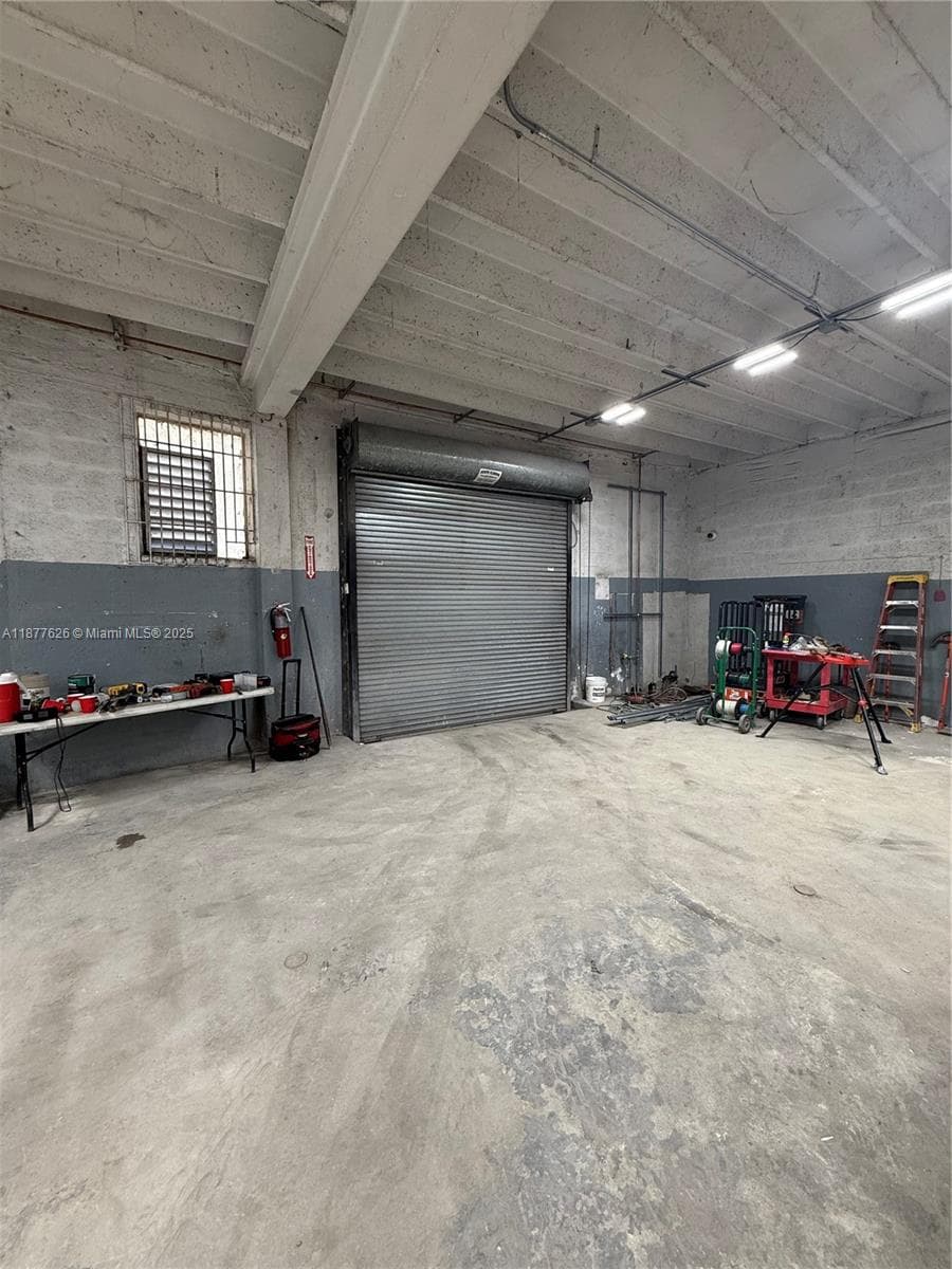 572 NW 72nd St, Miami, FL 33150 — zdjęcie 4