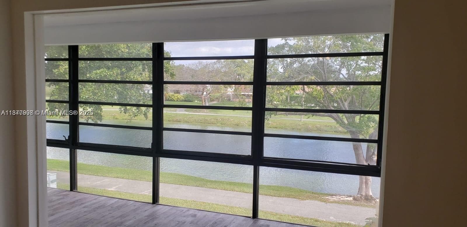 9709 Hammocks Blvd # 202, Miami, FL 33196