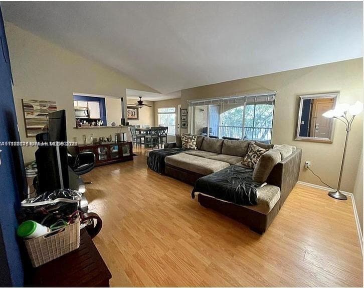 2445 NW 33rd St # 1413, Oakland Park, FL 33309