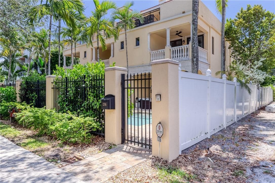 1206 NE 1st Street # 1206, Fort Lauderdale, FL 33301 — zdjęcie 2