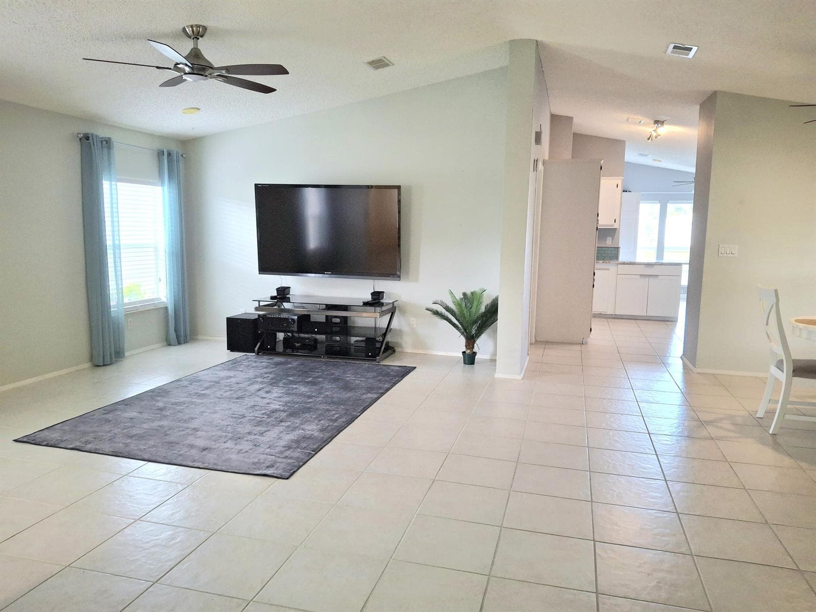 8483 Schefflera Court, Port St. Lucie, FL 34952 — zdjęcie 3