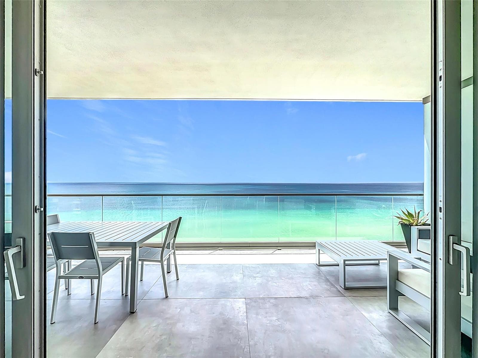 2000 S Ocean Drive # 12A, Hallandale Beach, FL 33009 — zdjęcie 2