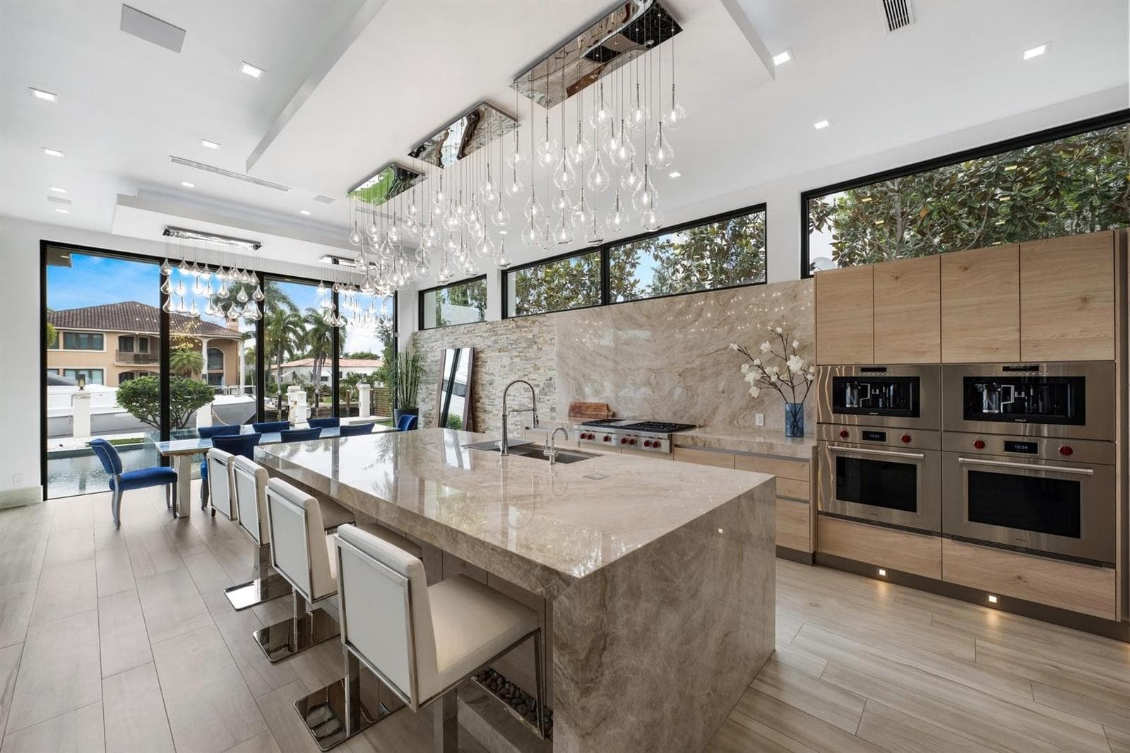 2437 Delmar Place, Fort Lauderdale, FL 33301 — zdjęcie 5