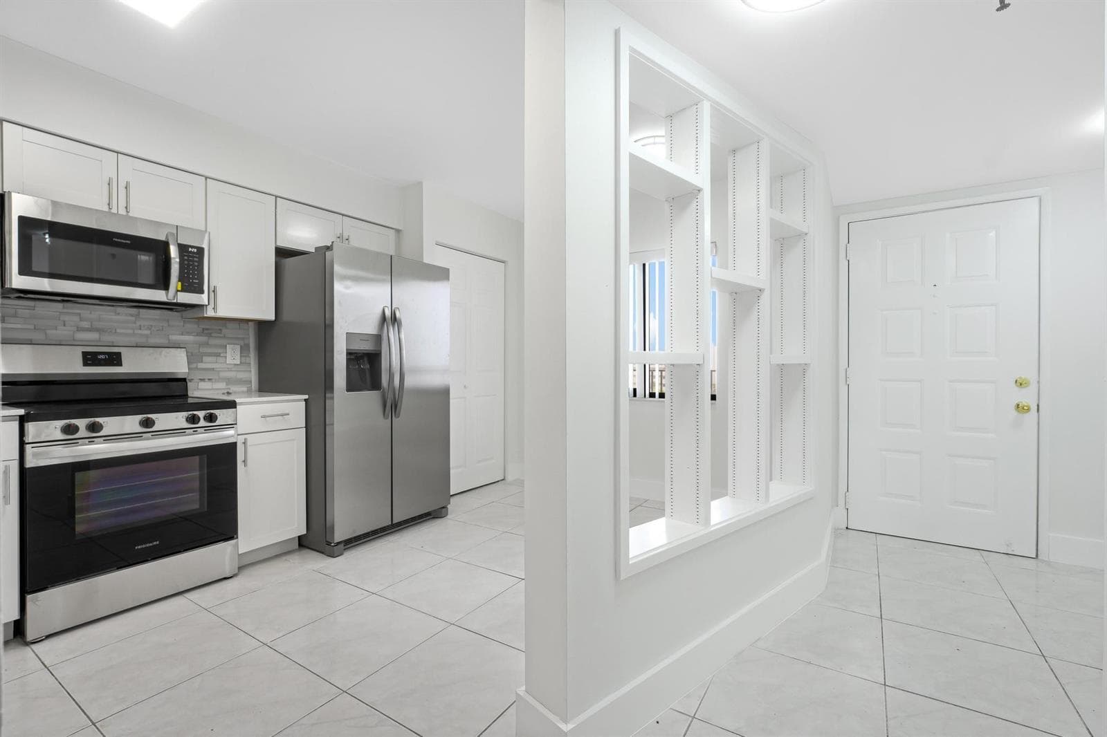 2200 S Cypress Bend Drive # 805, Pompano Beach, FL 33069 — zdjęcie 4
