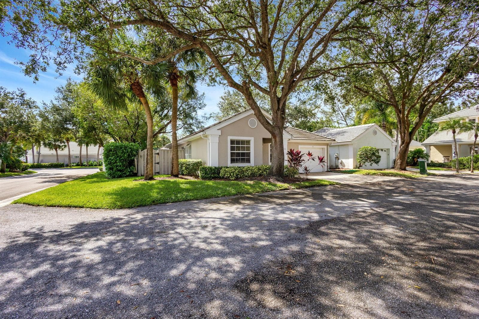 15 Admirals Court, Palm Beach Gardens, FL 33418 — zdjęcie 3