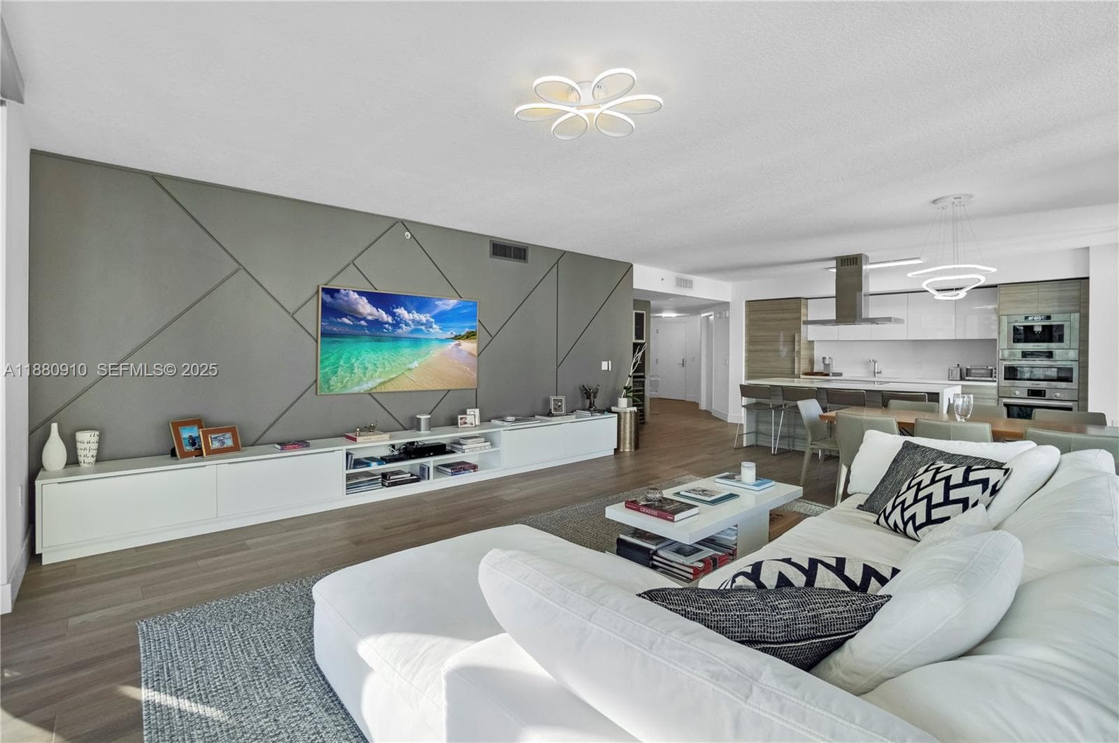300 Sunny Isles Blvd # 4-1802, Sunny Isles Beach, FL 33160 — zdjęcie 4