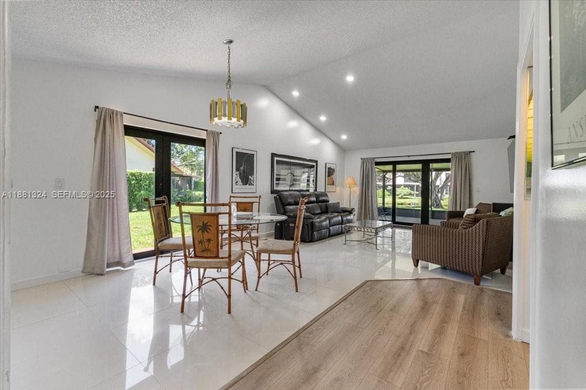 16273 Laurel Dr # 7, Weston, FL 33326 — zdjęcie 2