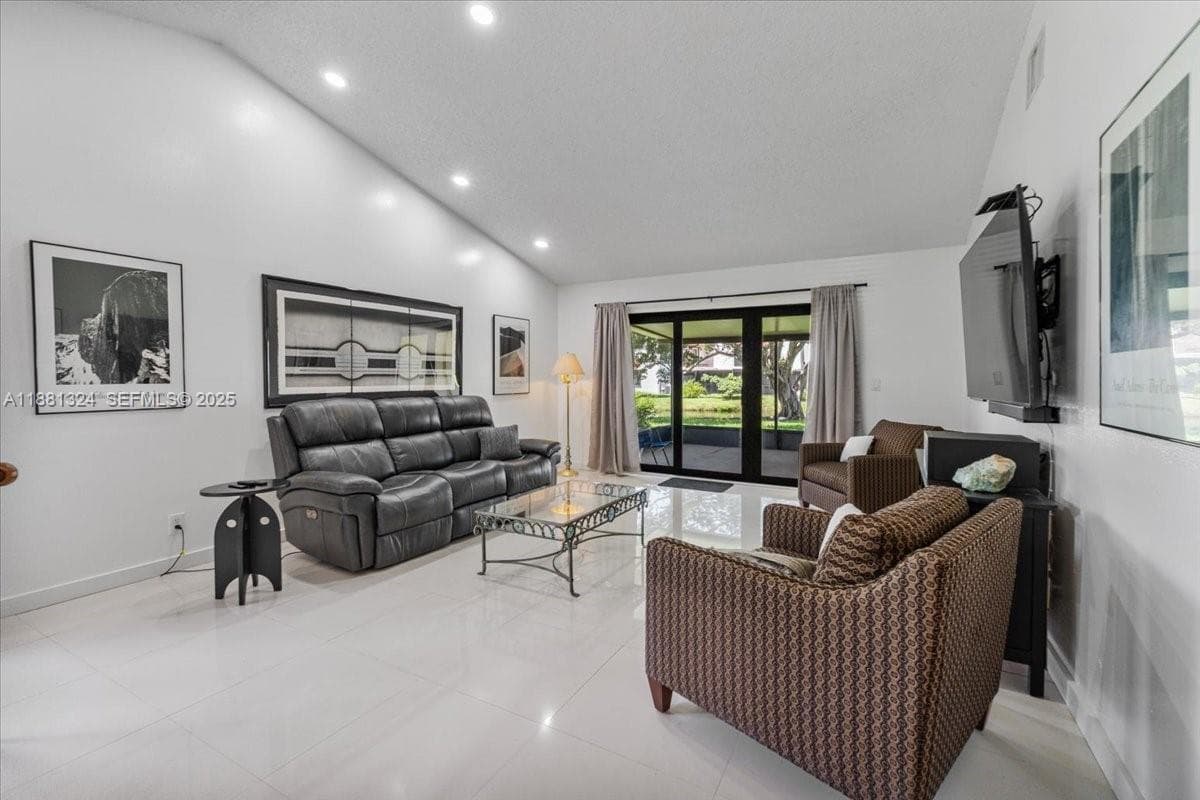 16273 Laurel Dr # 7, Weston, FL 33326 — zdjęcie 4