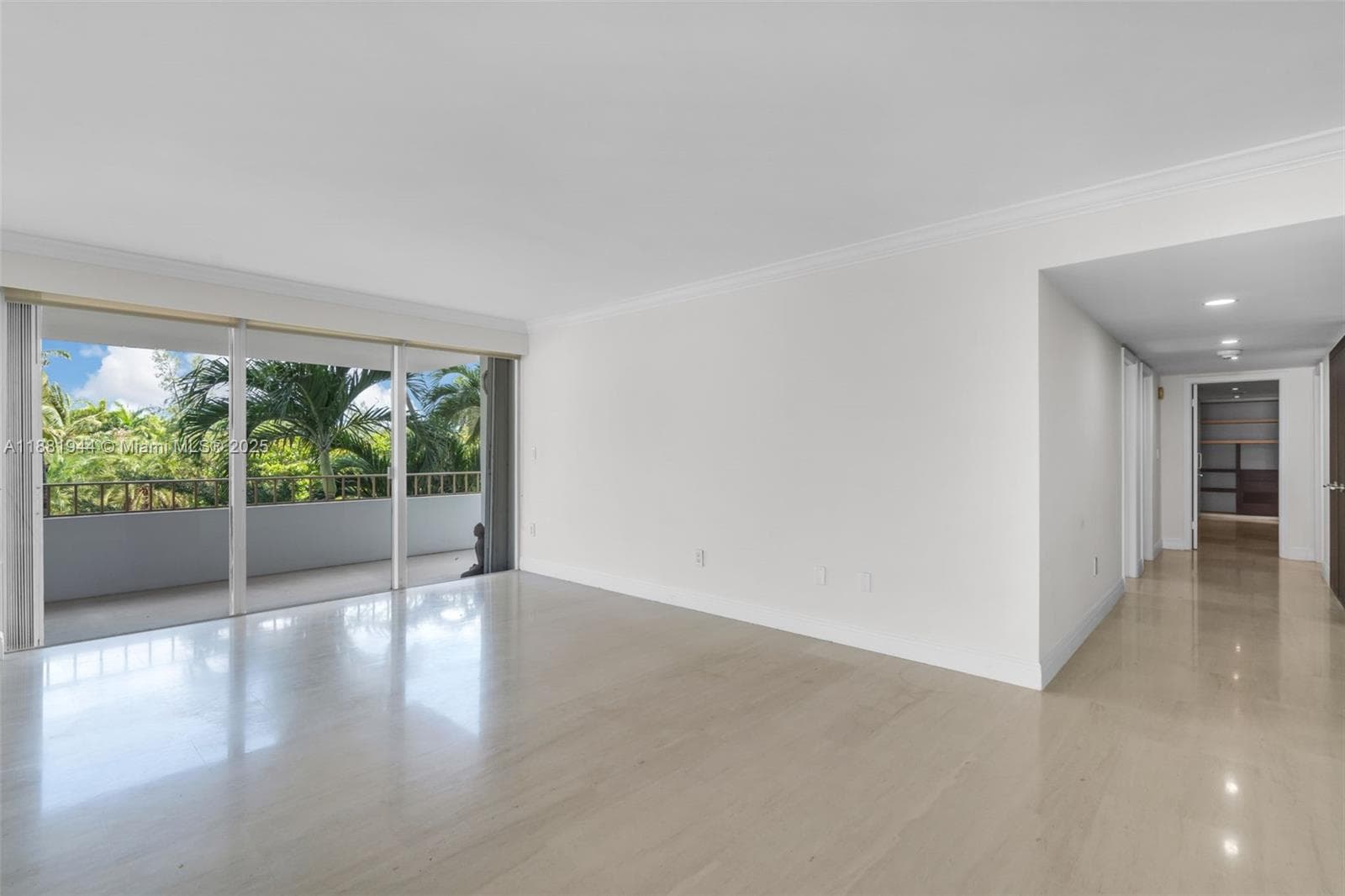 155 Ocean Lane Dr # 300, Key Biscayne, FL 33149 — zdjęcie 5
