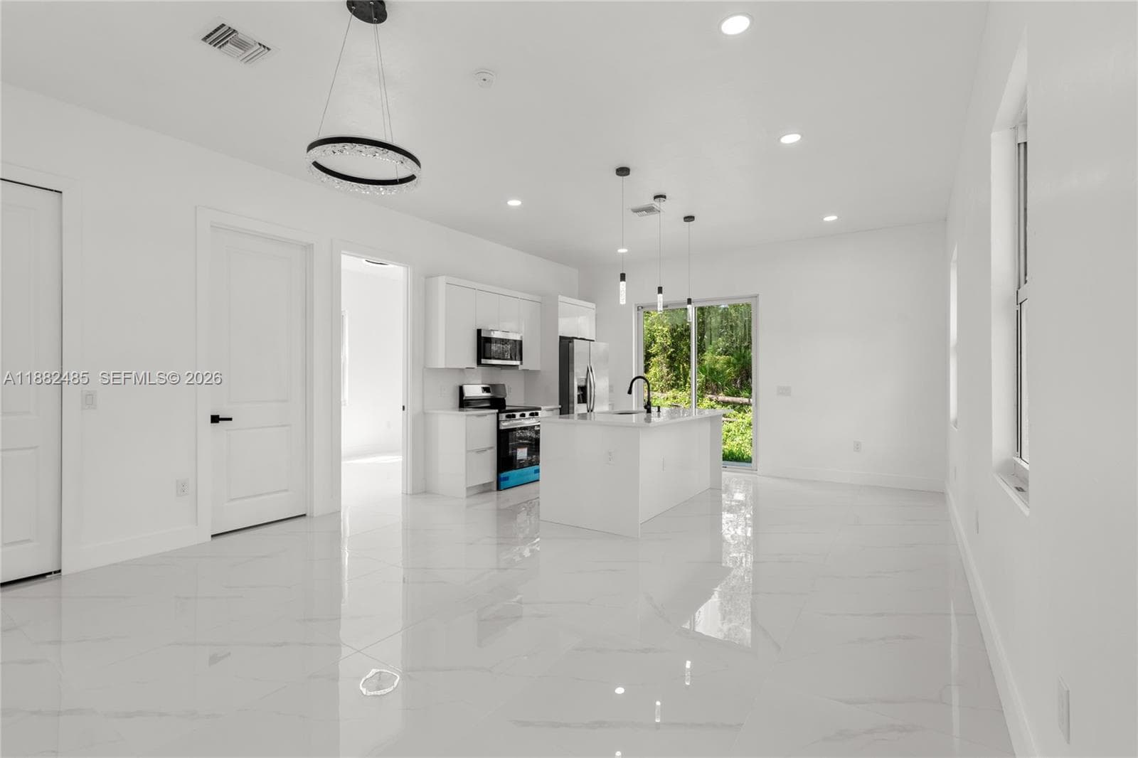 936 Anthony E, Lehigh Acres, FL 33974 — zdjęcie 3