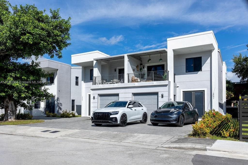 2061 Washington Ave # 4, Opa-Locka, FL 33054