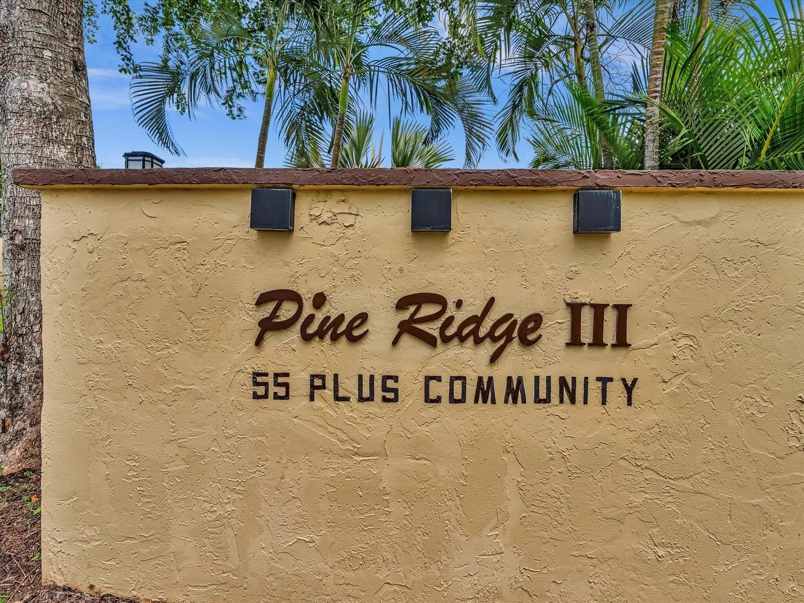 342 Pine Ridge Circle # D-2, FL 33463 — zdjęcie 2