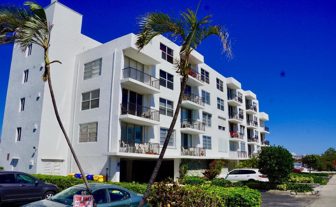 301 Croton Avenue # 305, Lantana, FL 33462 — zdjęcie 2