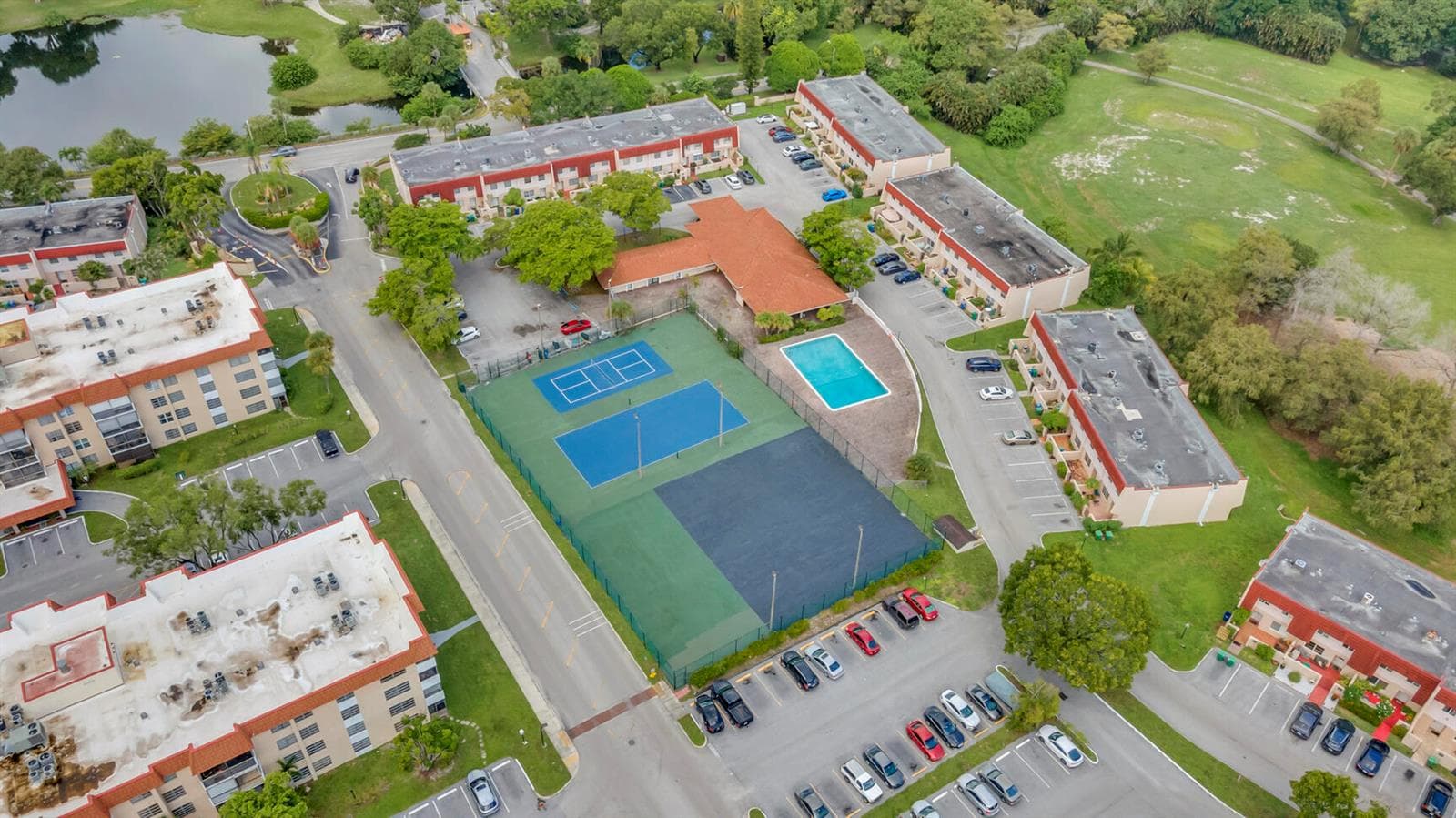4166 Inverrary Drive # 304, Lauderhill, FL 33319 — zdjęcie 3