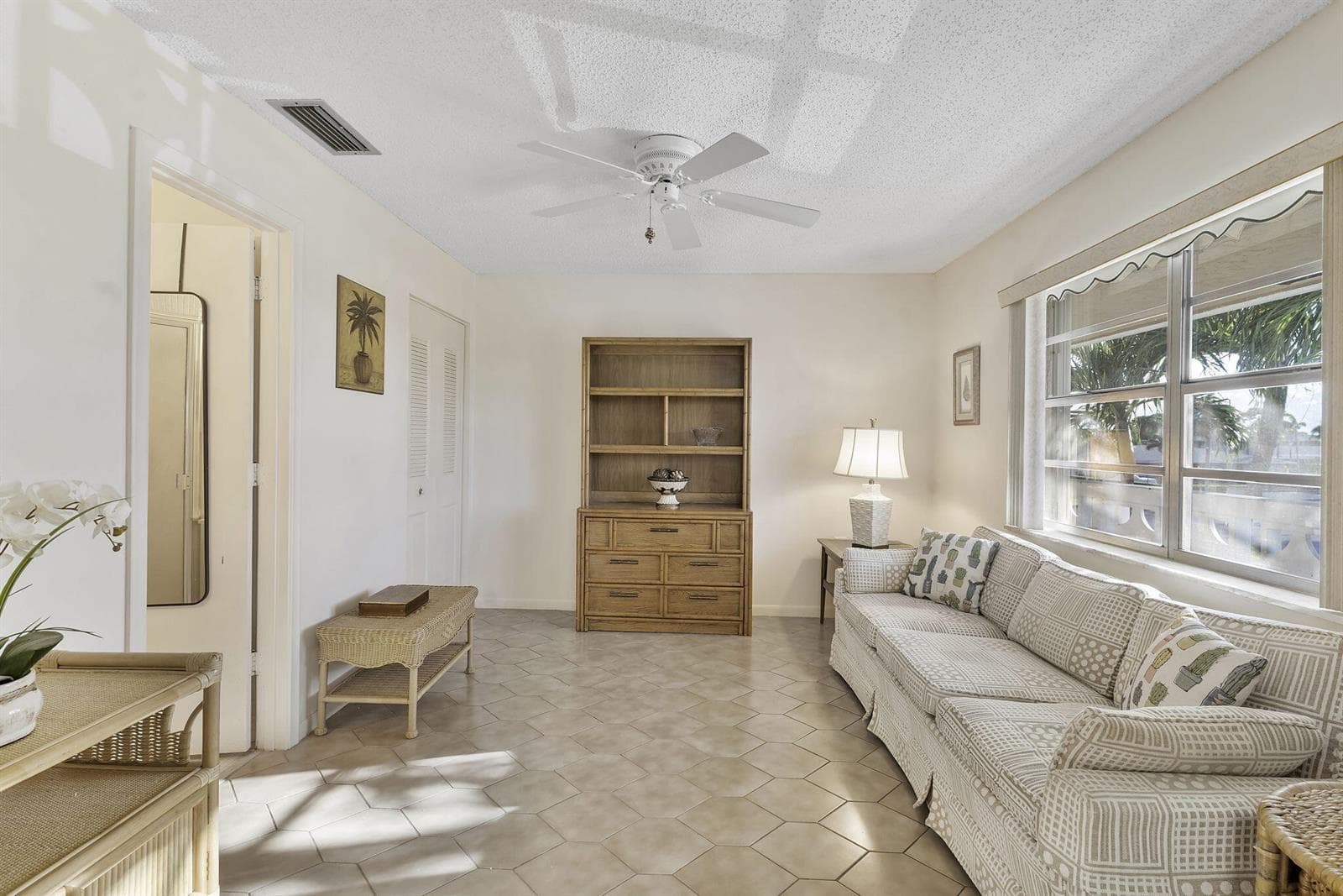 1050 Citrus # 202, Delray Beach, FL 33445 — zdjęcie 4