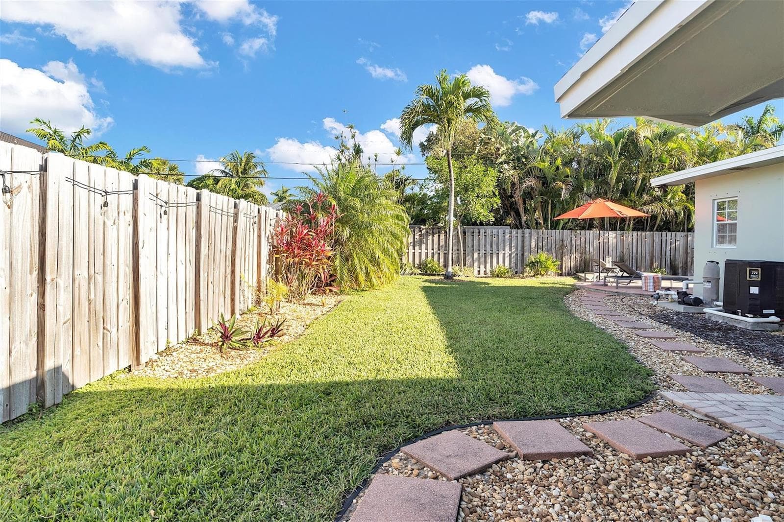 3221 Seaward Drive, Lauderdale By The Sea, FL 33062 — zdjęcie 4