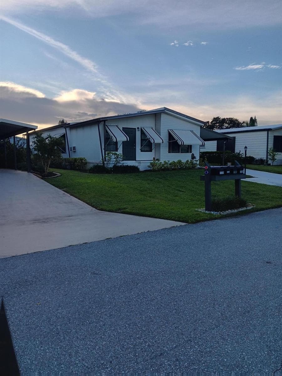 7781 SE Shenandoah Drive, Hobe Sound, FL 33455 — zdjęcie 2