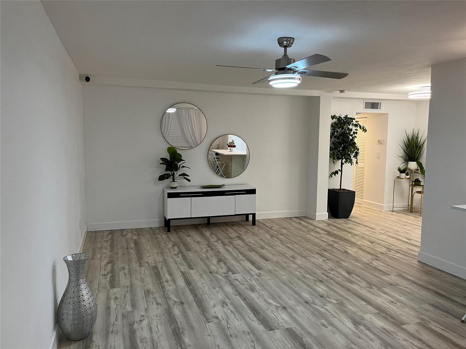 11685 Canal Drive # 304, North Miami, FL 33181 — zdjęcie 2