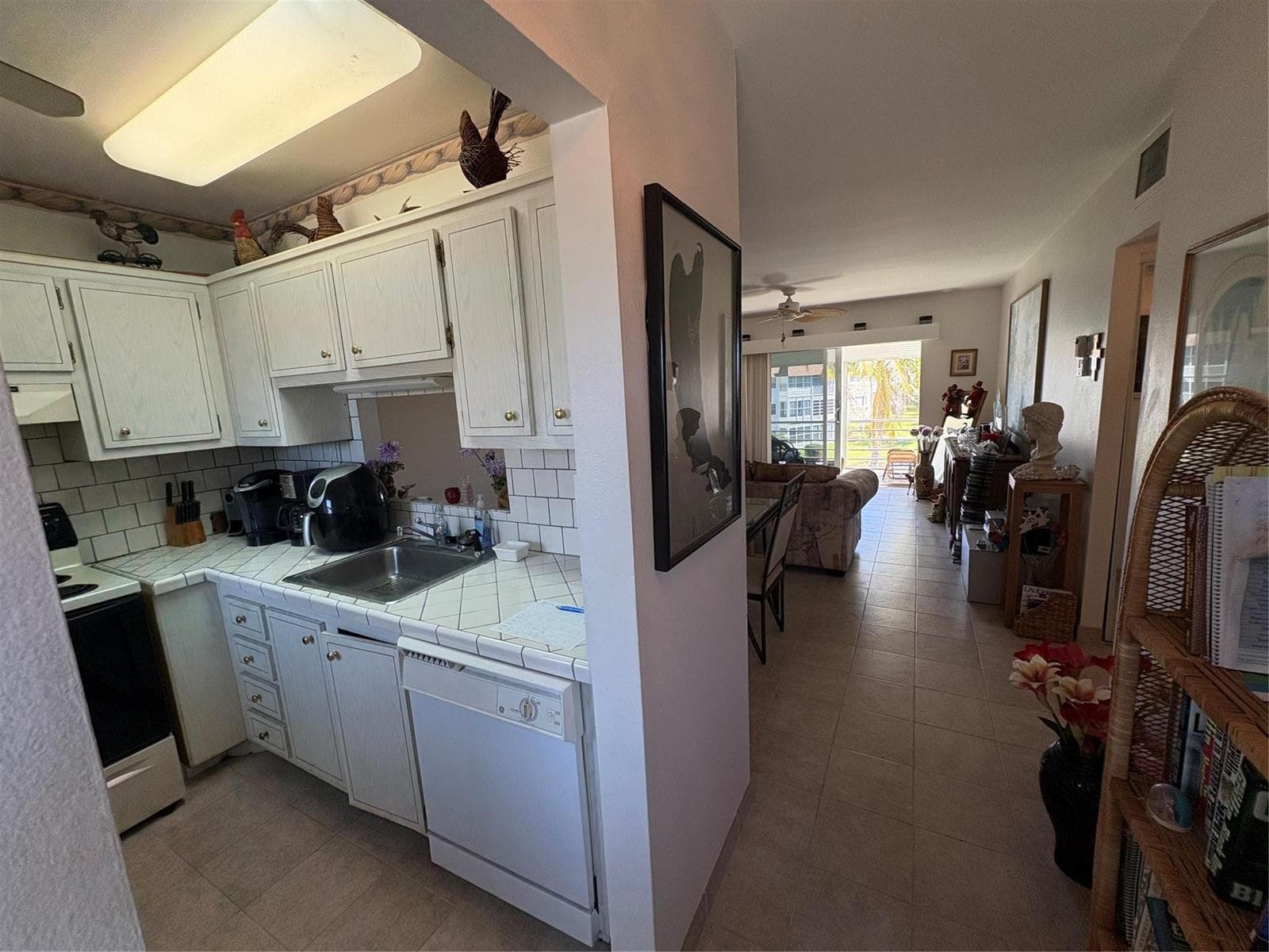 3506 NW 49th Avenue # 604, Lauderdale Lakes, FL 33319 — zdjęcie 3
