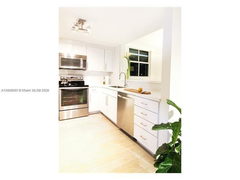 1250 S Miami Ave # 901, Miami, FL 33130 — zdjęcie 5