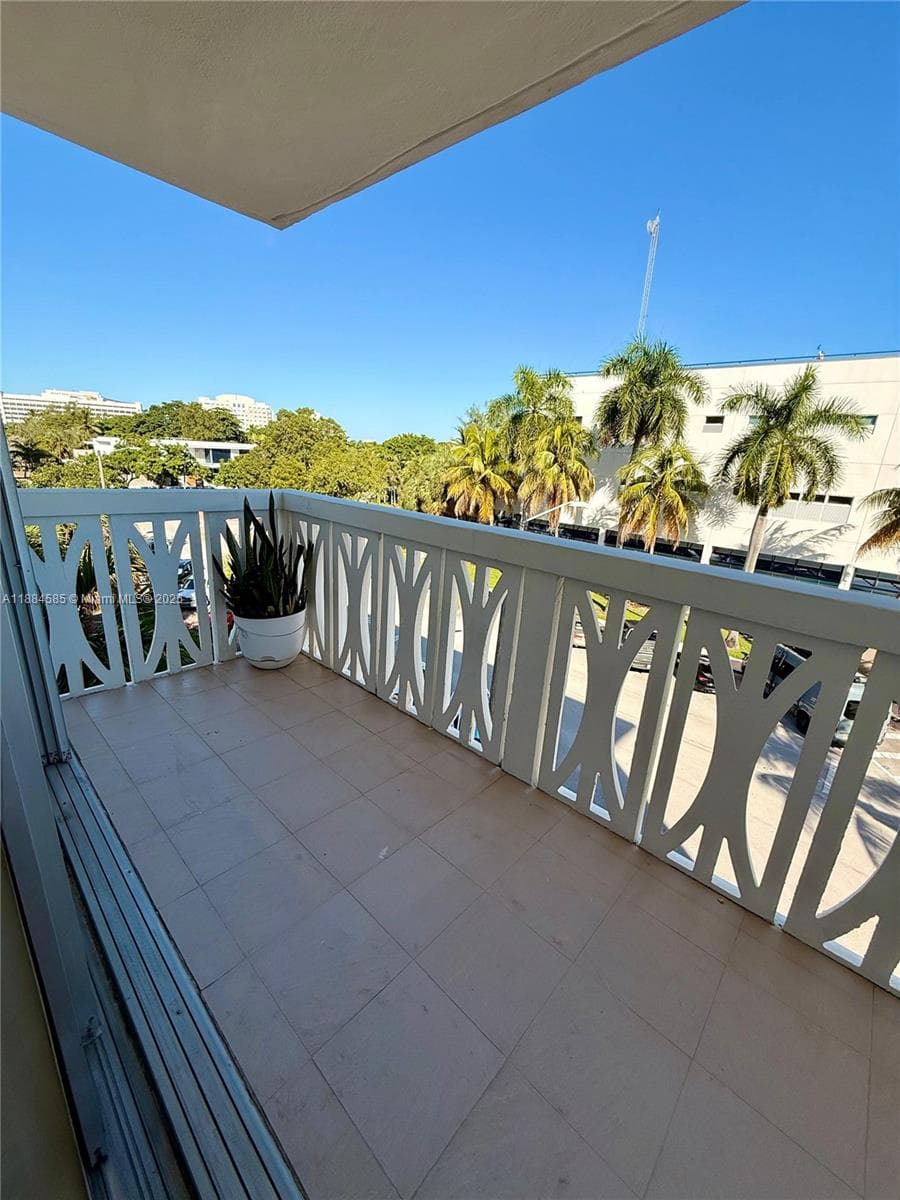4142 N Jefferson Ave # 4D, Miami Beach, FL 33140 — zdjęcie 2