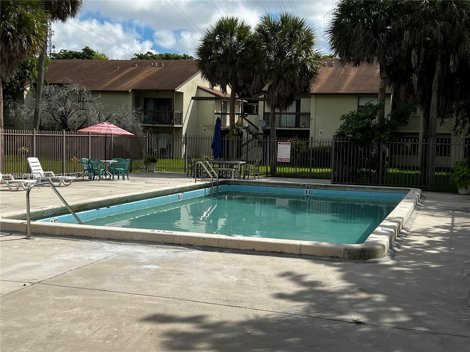 415 NW 210th St # 206, Miami Gardens, FL 33169 — zdjęcie 4