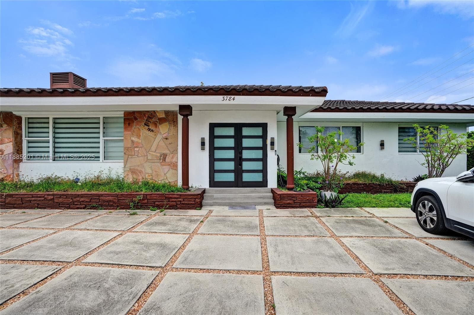 3784 Sheridan Ave, Miami Beach, FL 33140