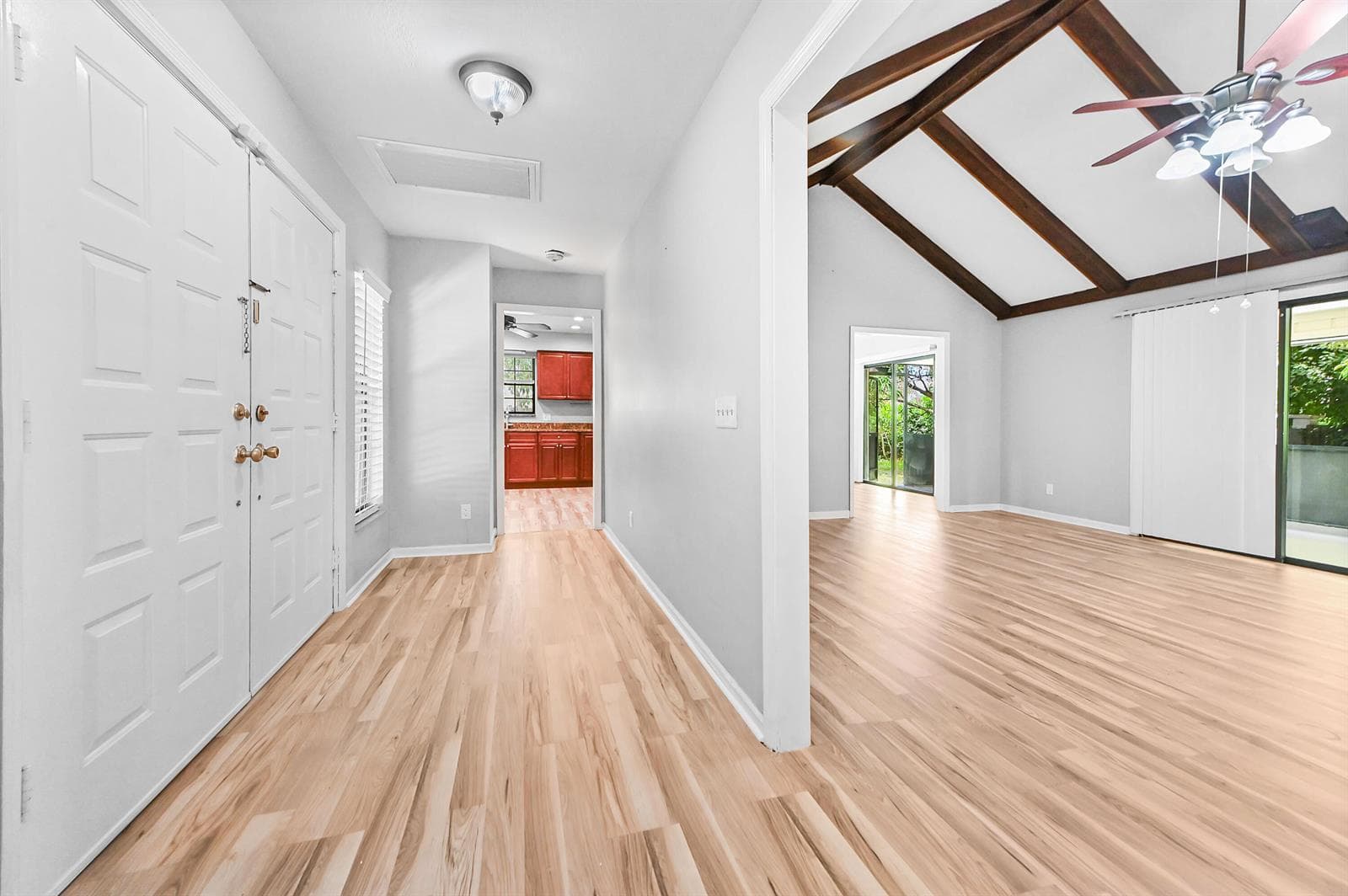 9227 SE Gettysburg Court, Hobe Sound, FL 33455 — zdjęcie 2