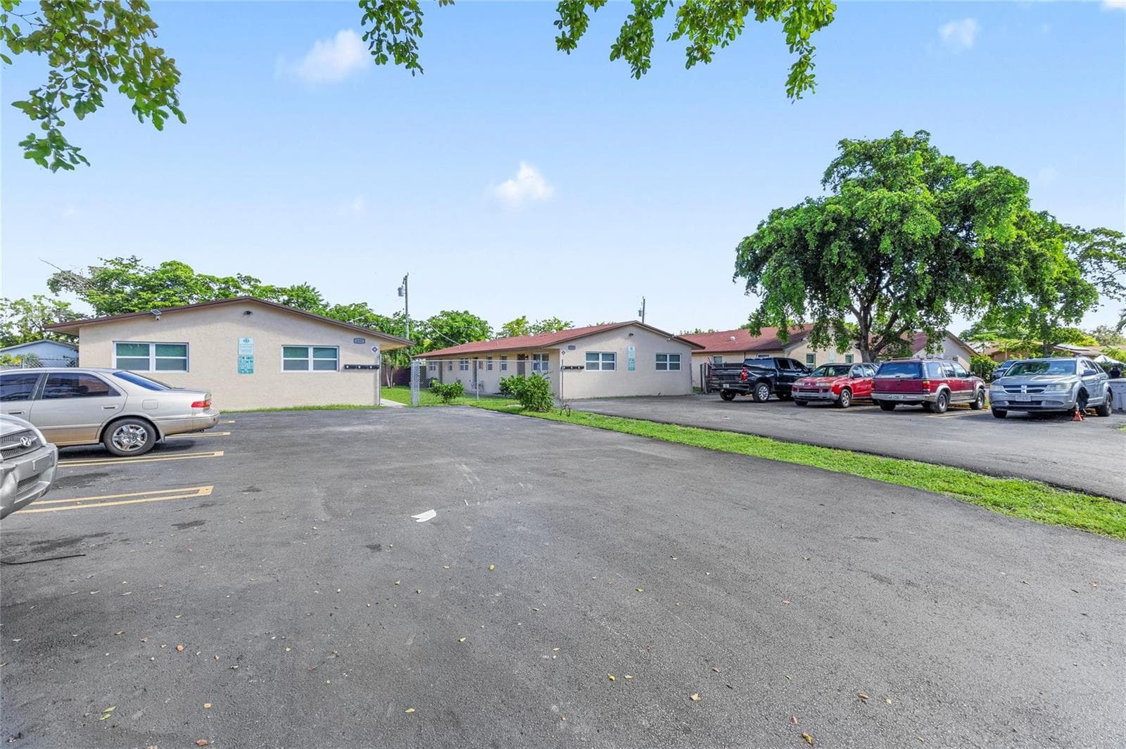 237 NW 12th Court, Pompano Beach, FL 33060 — zdjęcie 2