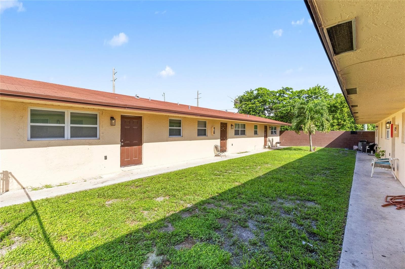 237 NW 12th Court, Pompano Beach, FL 33060 — zdjęcie 3