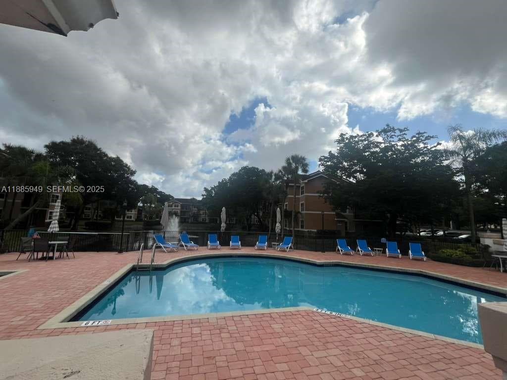 8821 Wiles Rd # 102, Coral Springs, FL 33067 — zdjęcie 2