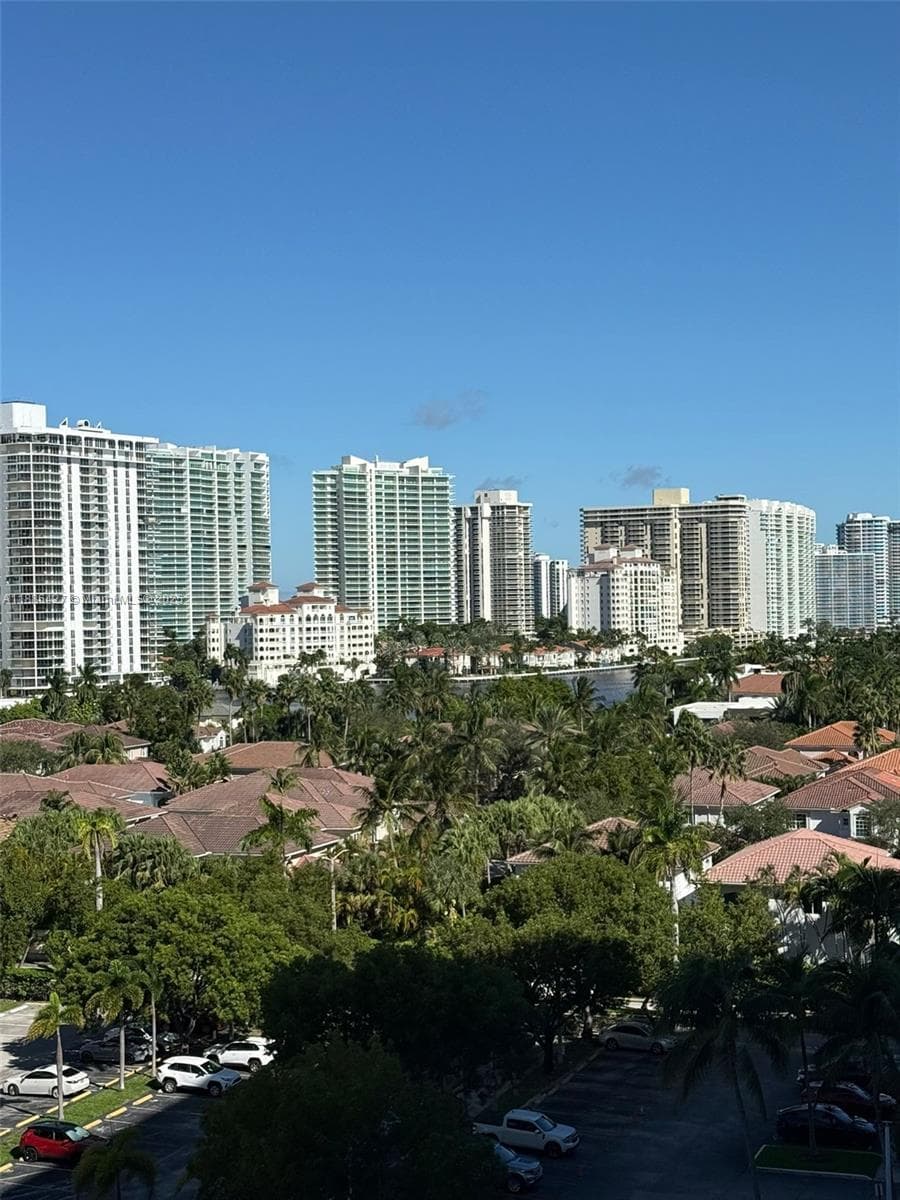 19370 Collins Ave # 904, Sunny Isles Beach, FL 33160