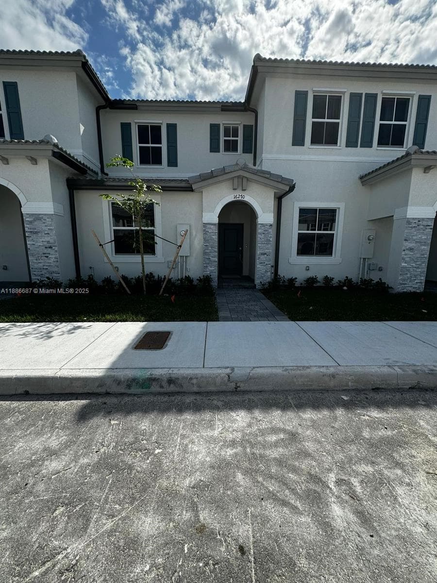 16270 SW 292nd St, Homestead, FL 33033
