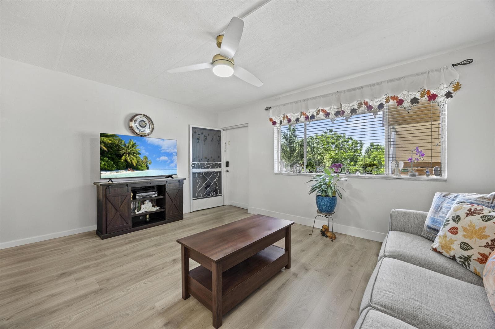 200 Village Green Circle E # 202, Palm Springs, FL 33461 — zdjęcie 5