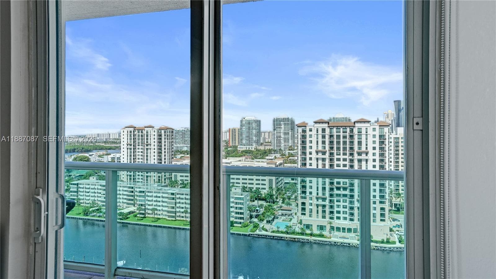 100 Bayview Dr # 1931, Sunny Isles Beach, FL 33160 — zdjęcie 4
