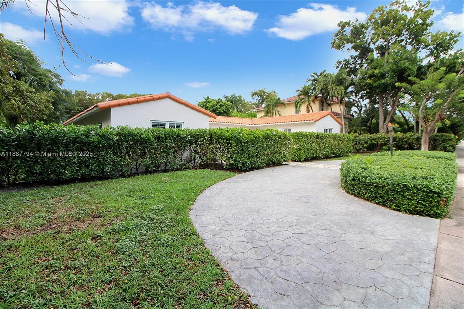 1110 Wallace St, Coral Gables, FL 33134 — zdjęcie 3