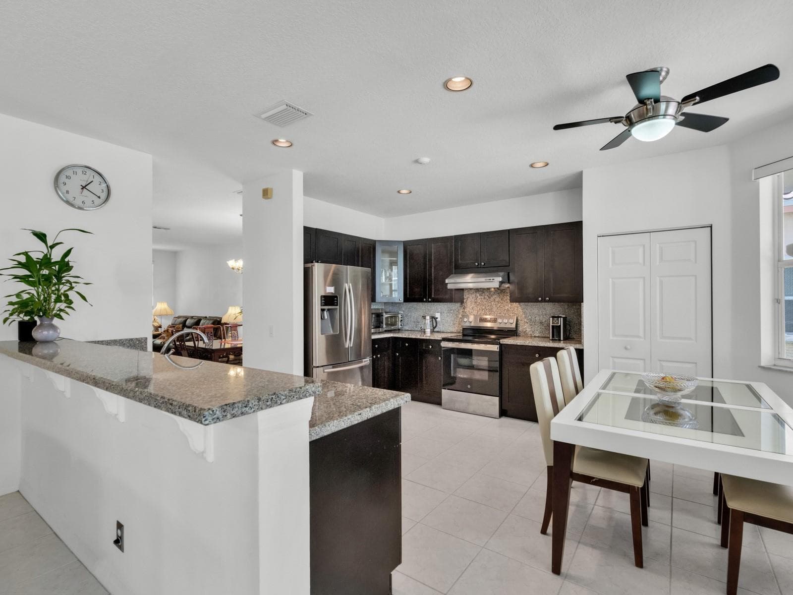 4032 Pinewood Lane, Weston, FL 33331 — zdjęcie 4
