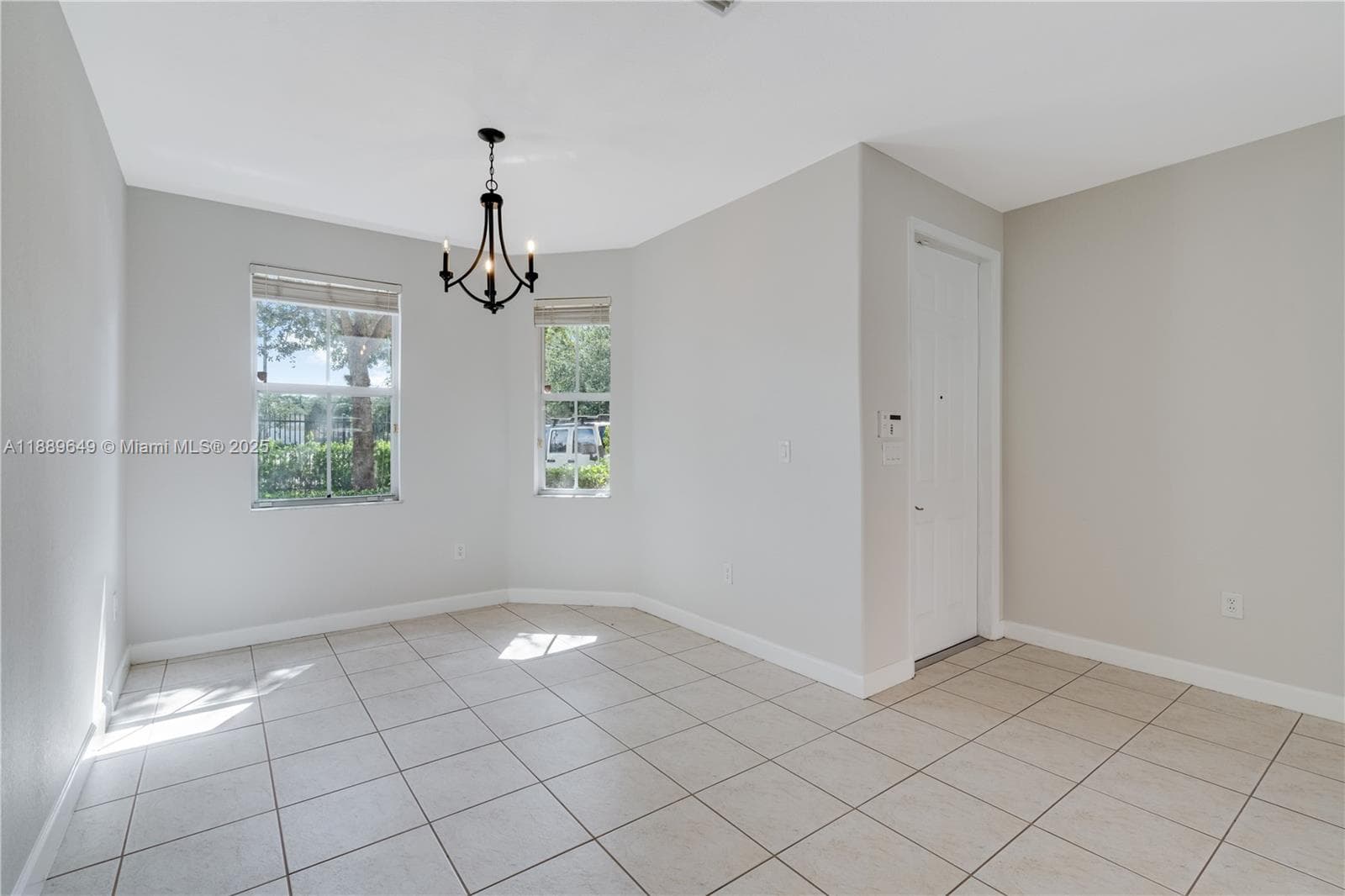8450 NW 113th Psge, Doral, FL 33178 — zdjęcie 5