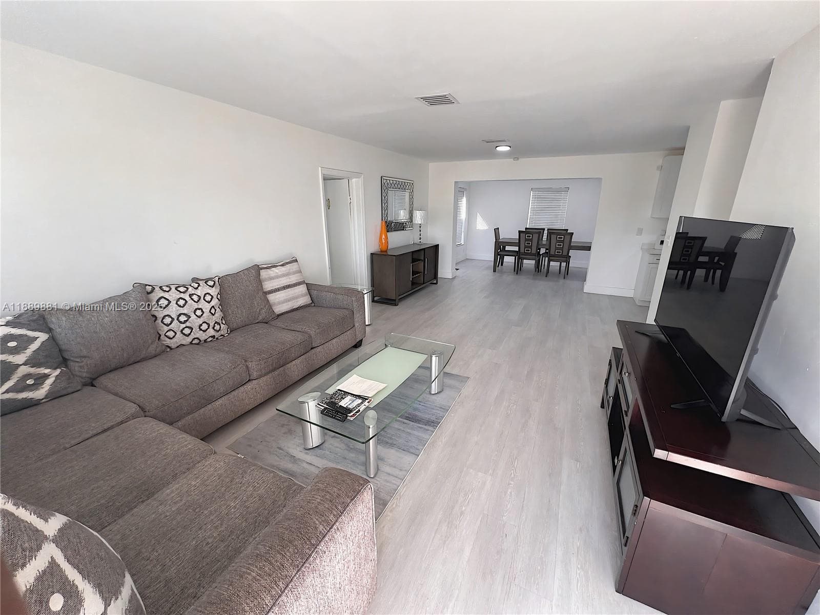 3361 NW 5th Pl, Lauderhill, FL 33311 — zdjęcie 2